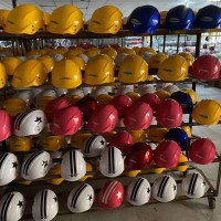 需要頭盔的開始預(yù)訂了